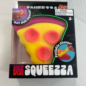 VIRAL~ Nee Doh Squeezza Pizza Toy (PINK CRUST, YELLOW CHEESE COLOR COMBO)